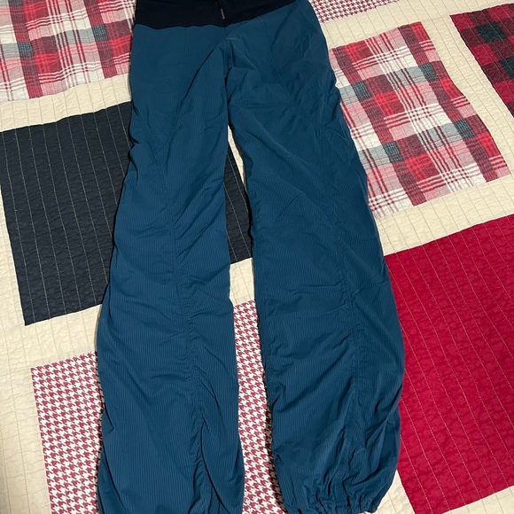 Lululemon low rise Dance Studio Pants - Picture 8 of 9